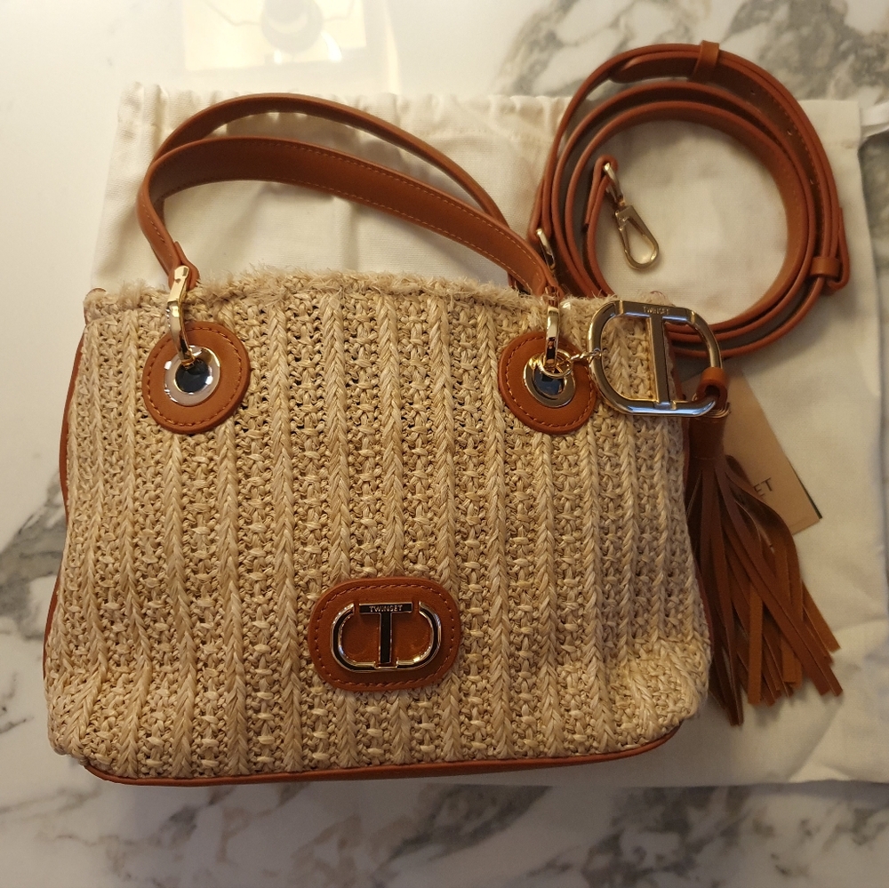 Straw and leather handbag